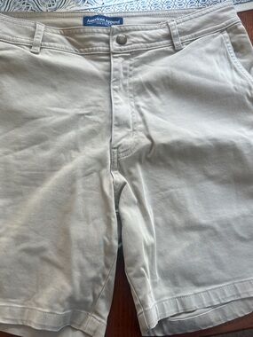 American Apparel Men’s Classic Khaki Shorts - Beige